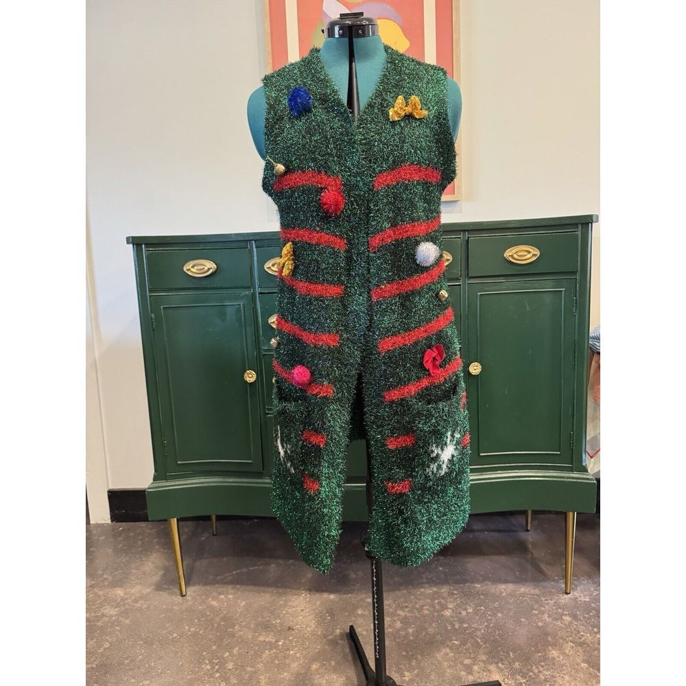 Blizzard Bayโ Small Christmas Garland Long Vest
